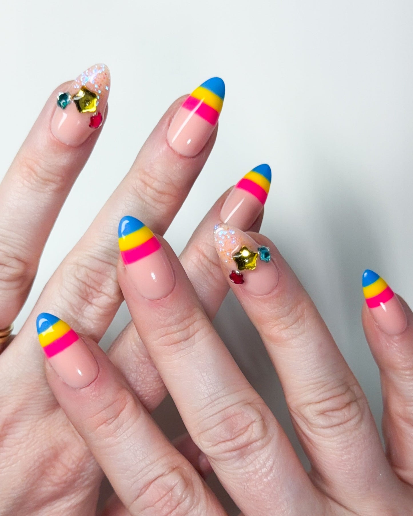 🌈 pride collection: pan divas