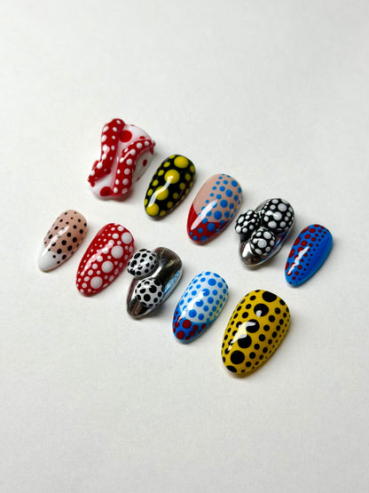 🔴 yayoi kusama mood