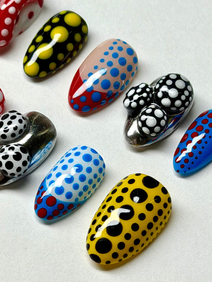 🔴 yayoi kusama mood